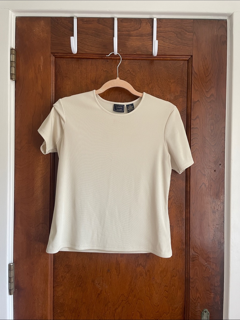 Scott Short Sleeve Crewneck Tee in Cream